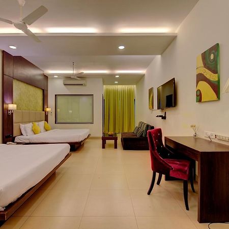 Khanvel Resort Silvassa Bagian luar foto