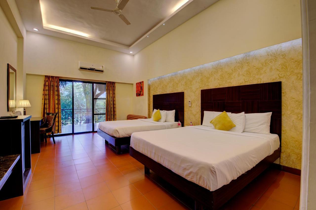 Khanvel Resort Silvassa Bagian luar foto