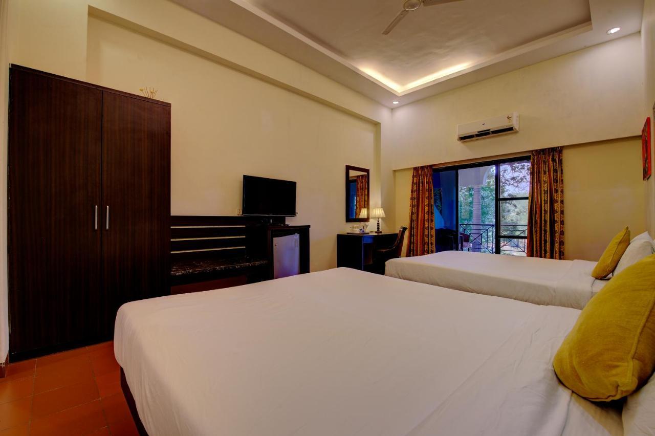Khanvel Resort Silvassa Bagian luar foto