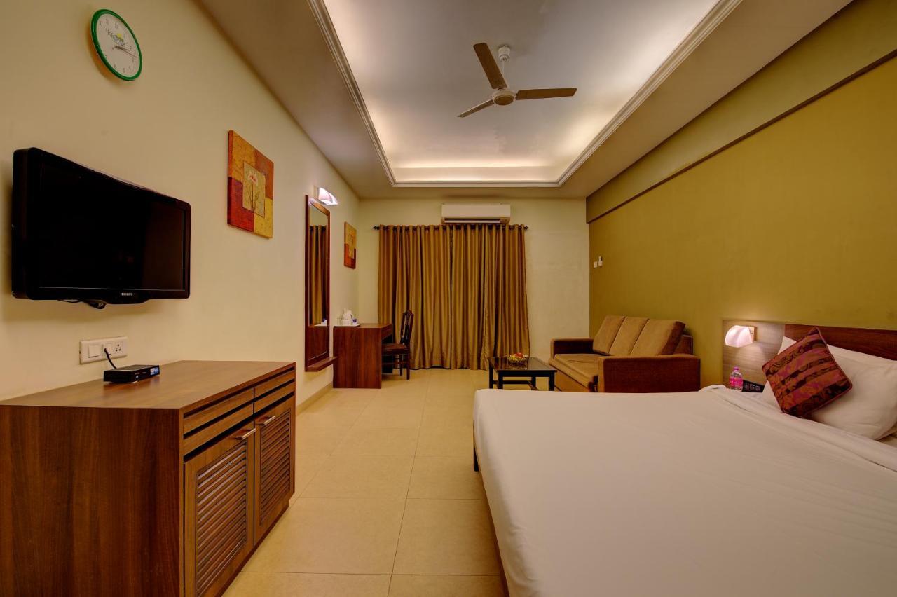 Khanvel Resort Silvassa Bagian luar foto