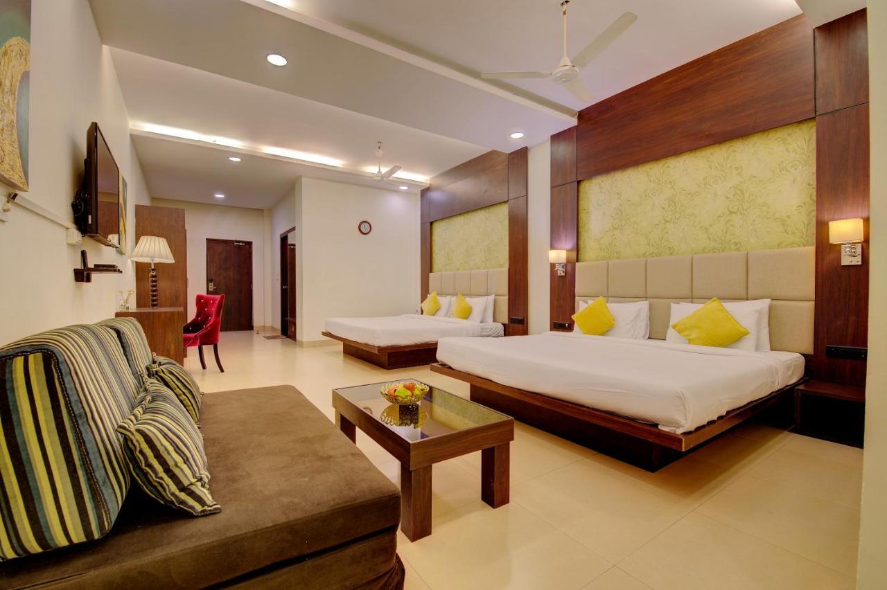Khanvel Resort Silvassa Bagian luar foto