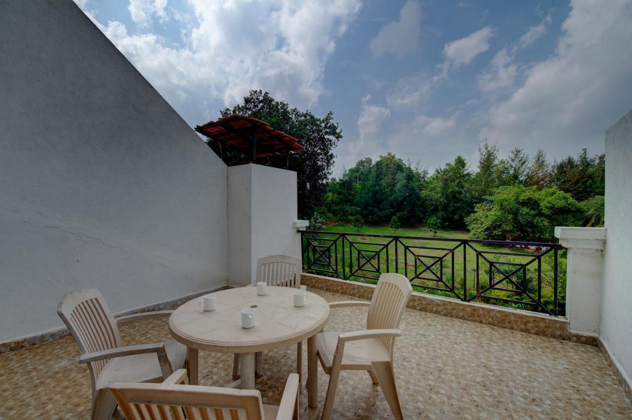 Khanvel Resort Silvassa Bagian luar foto
